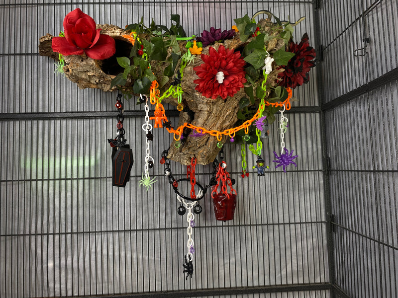 Venom Vines Hanging Hideaway Lookout