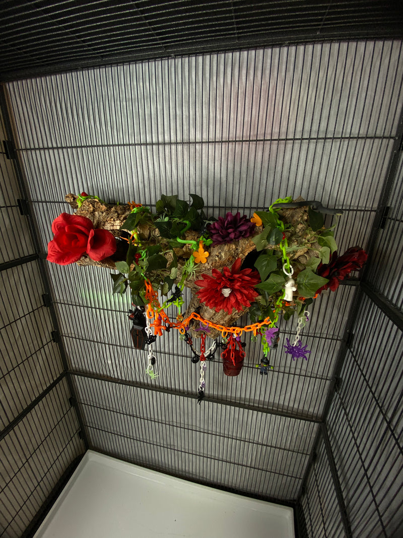 Venom Vines Hanging Hideaway Lookout