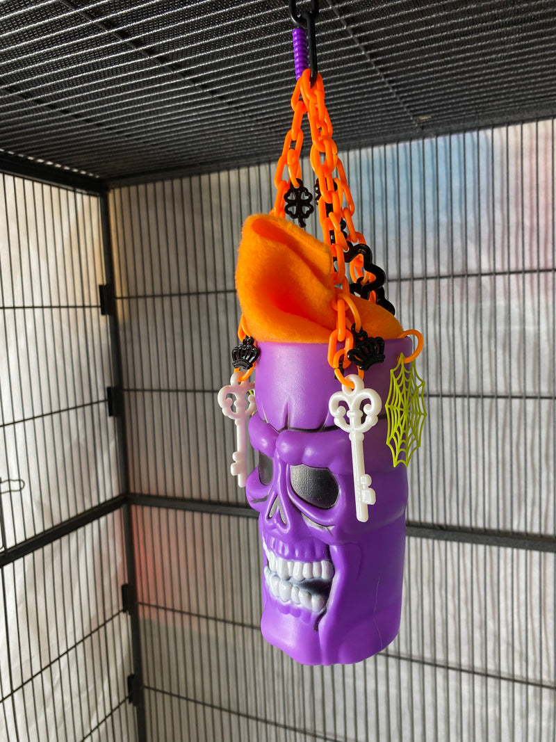 Skull Cup Hideaway